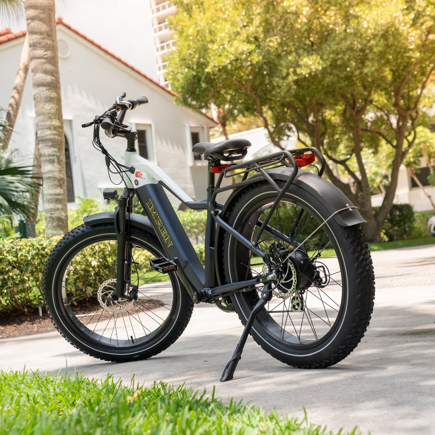 Rear rack and full bike view of IMREN fat tyre electric bike for urban riding
